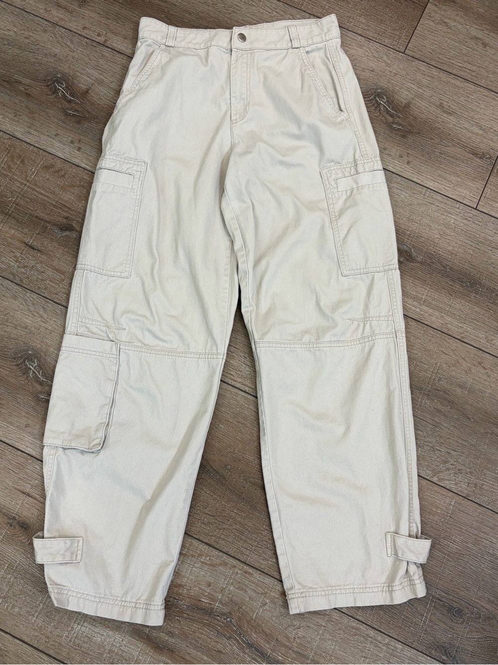 H&M Cream Beige Utility Cargo Pants Size 6 Straight Leg
